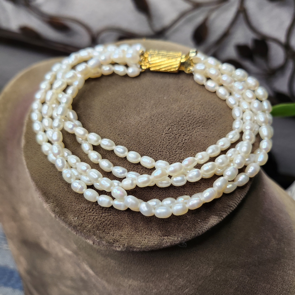Vintage Five Strand Pearl Costume. Bracelet With Gold Clasp